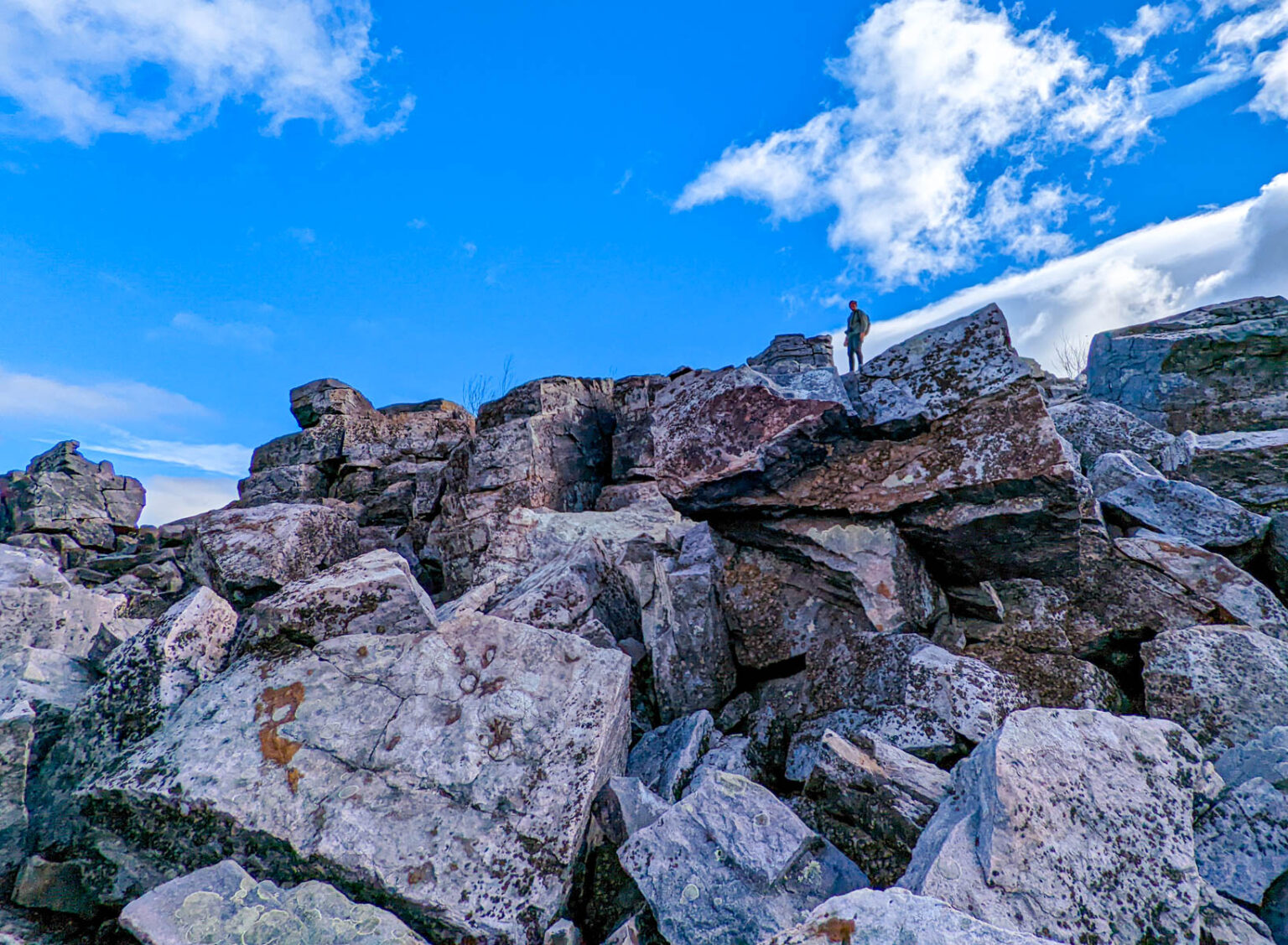 Blackrock Summit: An Easy Hike With a Big Payoff