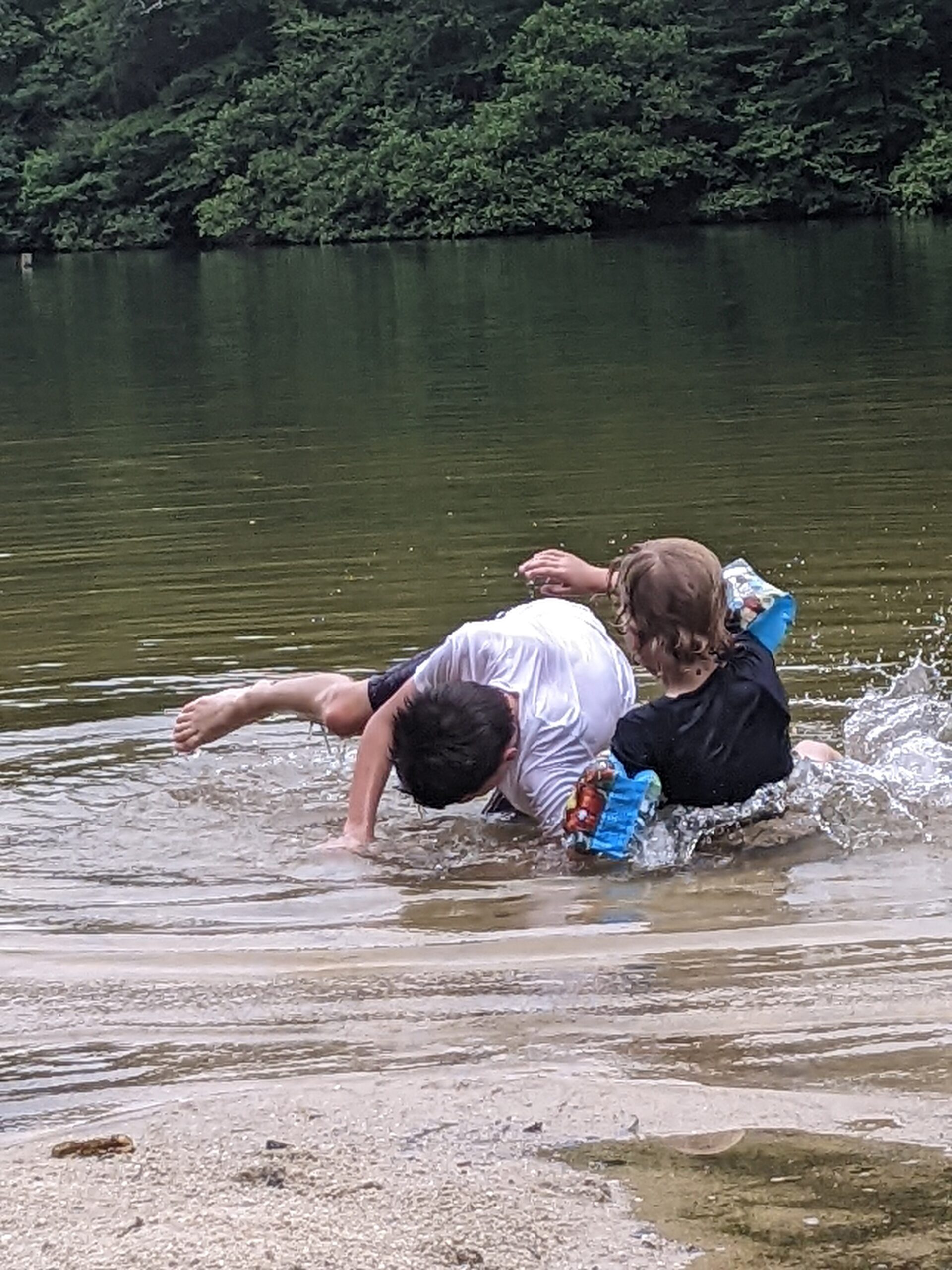 5 tips for an amazing visit at Cave Mountain Lake